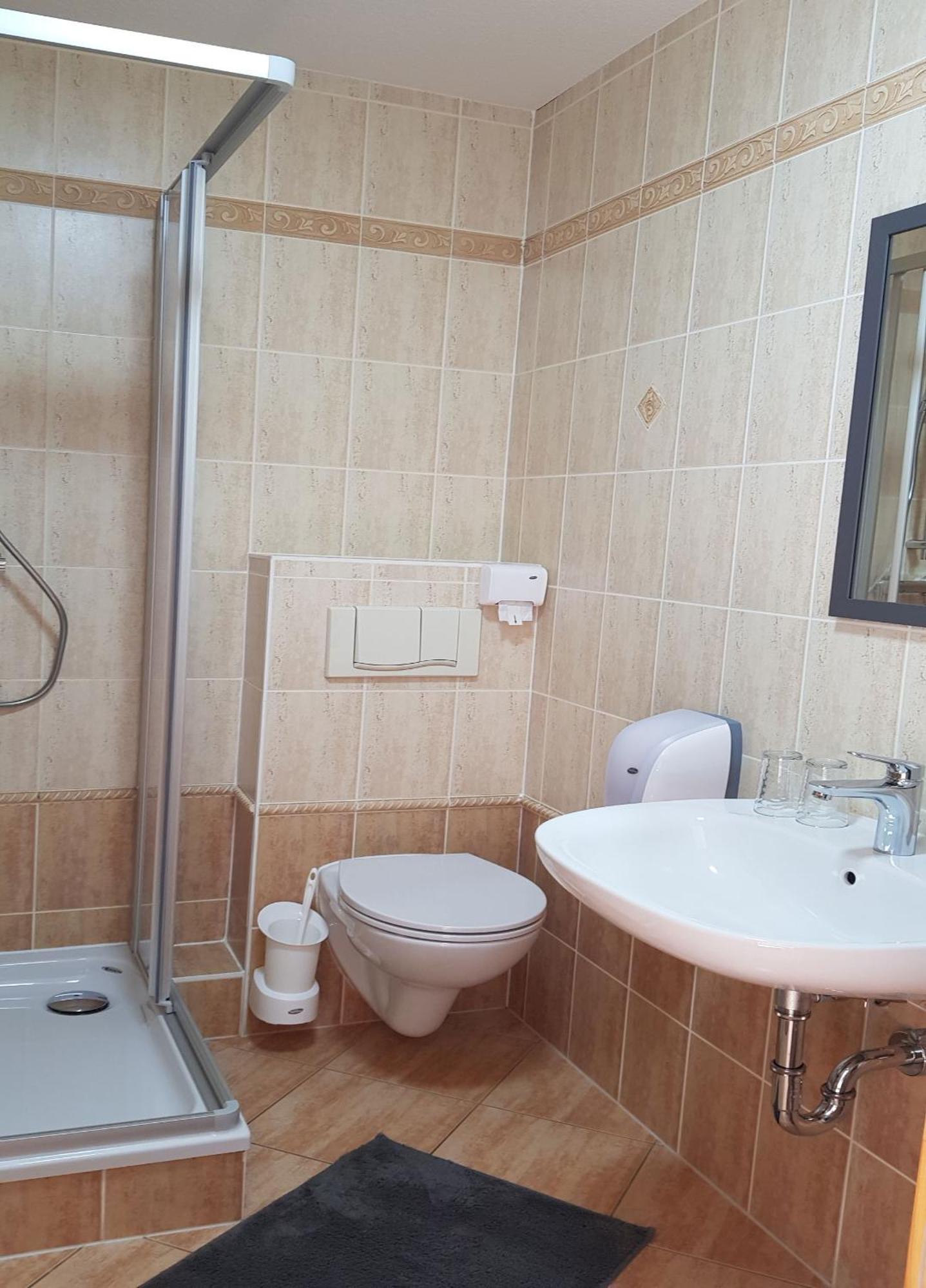 Pension Zum Lindenwald Colbitz ภายนอก รูปภาพ