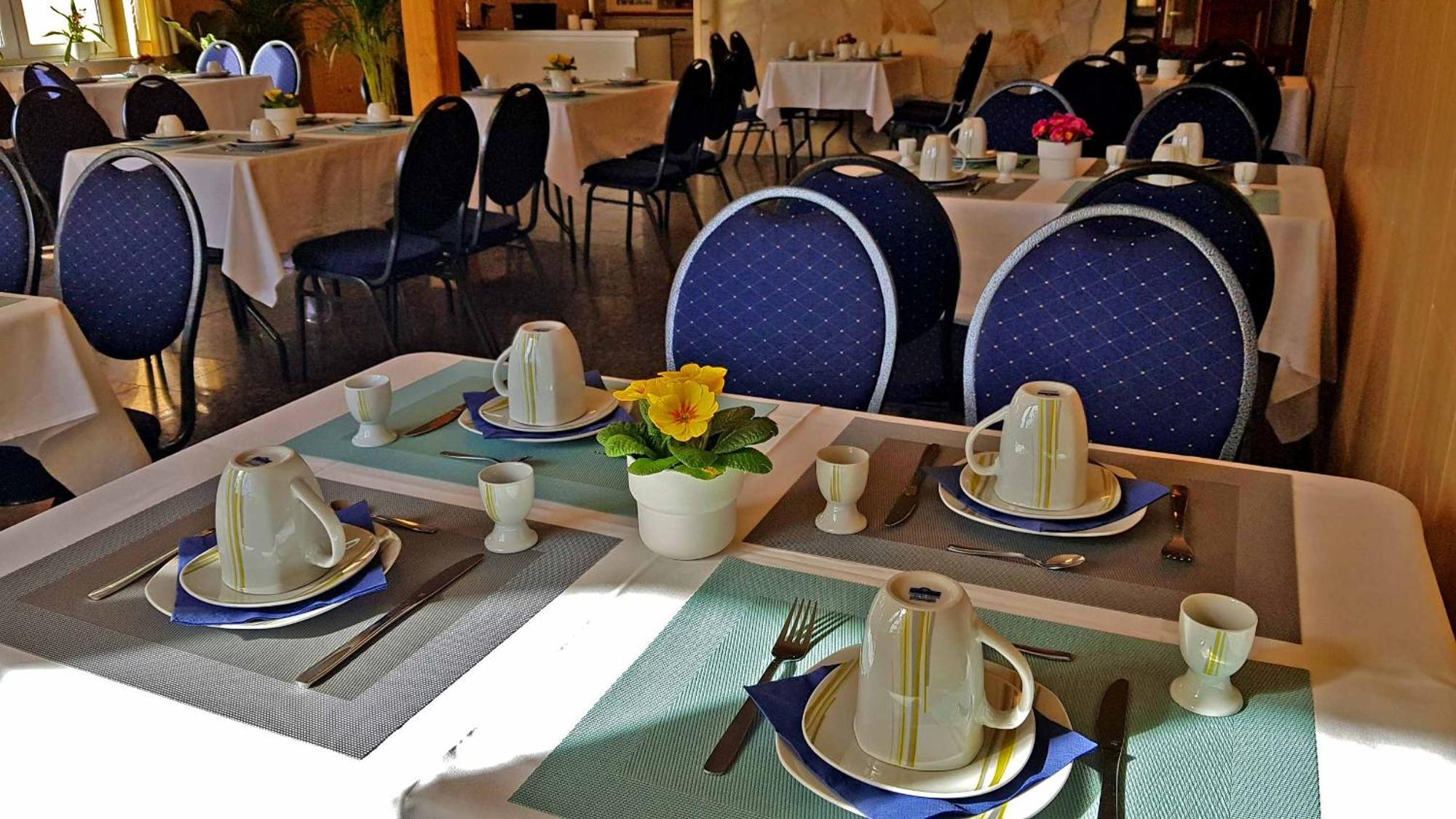 Pension Zum Lindenwald Colbitz ภายนอก รูปภาพ